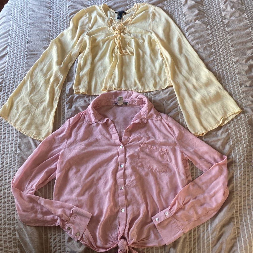Lot Of 2 Forever 21 Pastel Crop Y2K Style Blouses Size Medium